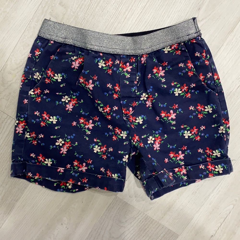 Gap elastic waist shorts